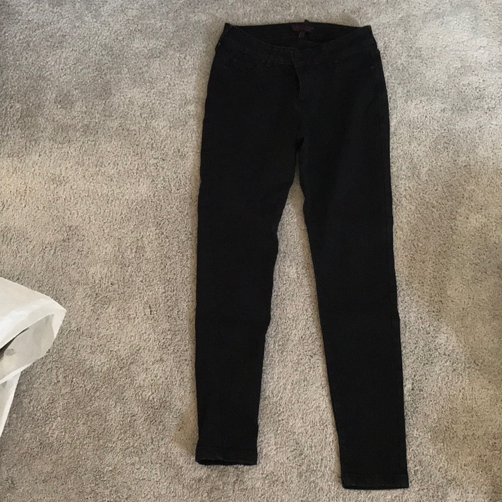 Black skinny jeans